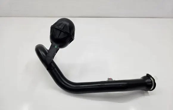 Audi A4 S4 B9 8W Intercooler hose/pipe 8W0145673AN