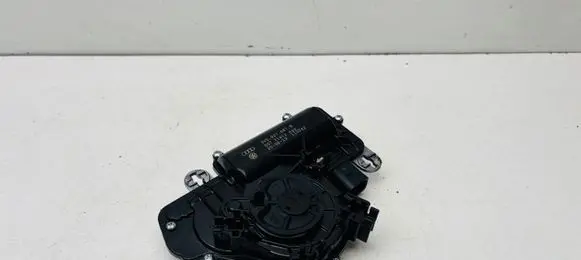 Audi A5 Tailgate/trunk/boot lift motor 3V5827887B