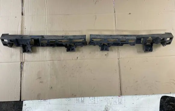 Dacia Dokker Rear bumper mounting bracket 850901359r
