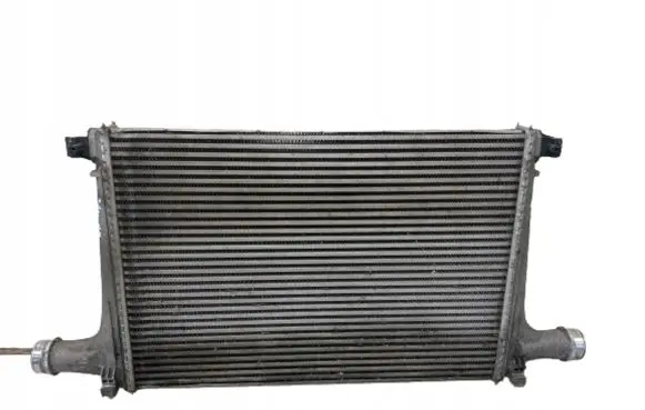 Audi Q7 4M Intercooler radiator 4M0145805J
