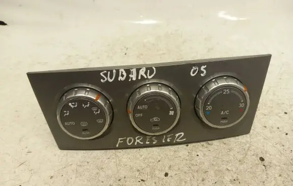 Subaru Forester SG Climate control unit 72311sa070