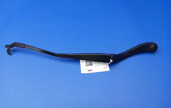 Mercedes-Benz C W204 Front wiper blade arm A2048201344