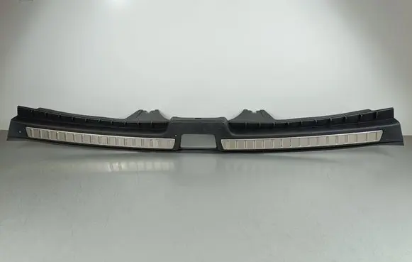 Volvo XC90 Trunk/boot sill cover protection 32239215 32239216