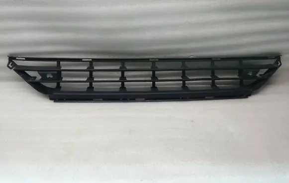 Volvo XC60 Front bumper lower grill 31323775