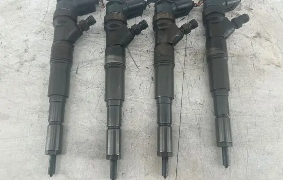BMW X3 E83 Fuel injectors set 0445110216