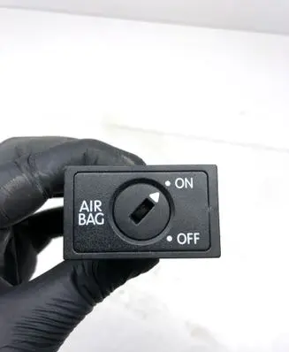 Volkswagen Touran I Passenger airbag on/off switch 1Y0919228A