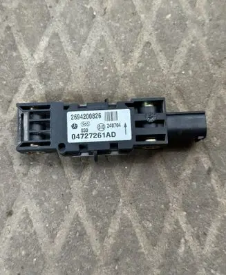 Chrysler Voyager Airbag deployment crash/impact sensor 04727261AD 2694200826