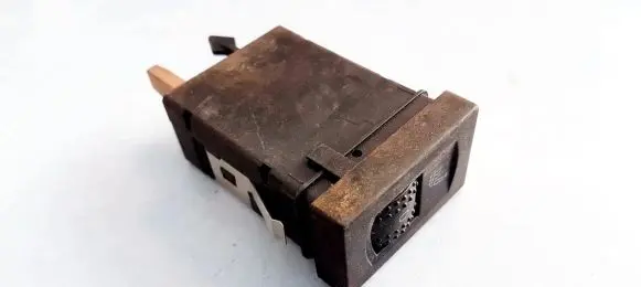 Volkswagen PASSAT B5 Seat heating switch 3b0963564d