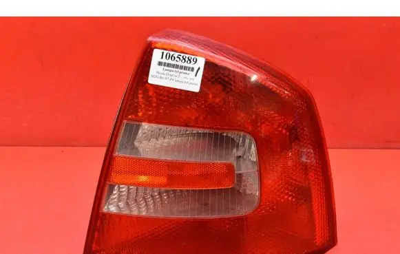 Skoda Octavia Mk2 (1Z) Rear/tail lights 1Z5945096A
