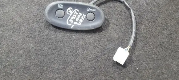 Toyota Yaris Cruise control switch 