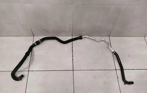 Mercedes-Benz GL X166 Oil cooling pipe A1668300101