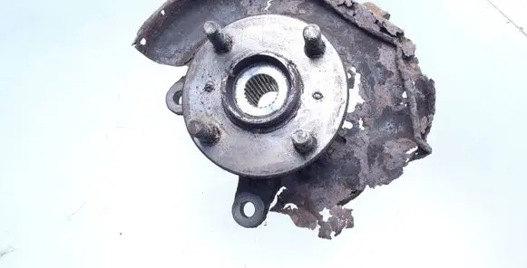 Toyota Yaris Front wheel hub spindle knuckle