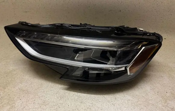 Audi A8 S8 D5 Headlight/headlamp 4N0941035E