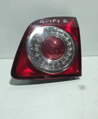 Volkswagen Golf Plus Tailgate rear/tail lights 5M0945094