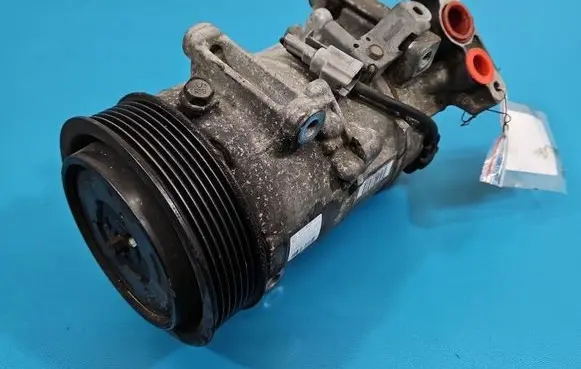 Renault Megane III Air conditioning (A/C) compressor (pump) 8200956574 IMPRK1573447