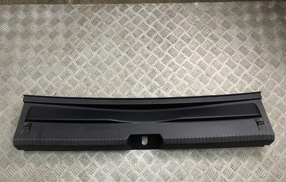 Volkswagen Golf VIII Trunk/boot sill cover protection 5H6863459B