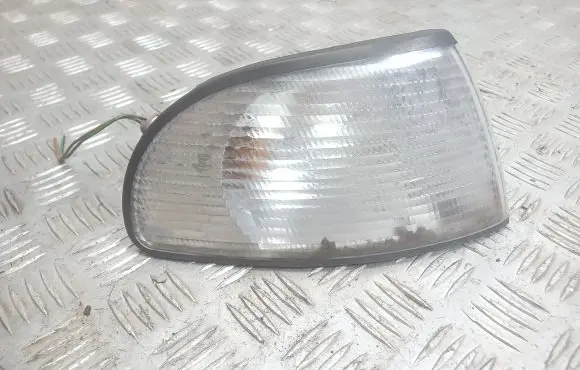 Audi A4 S4 B5 8D Front indicator light