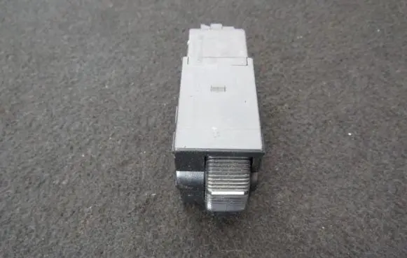 Mitsubishi Carisma Headlight level height control switch mr114337 lk04001000