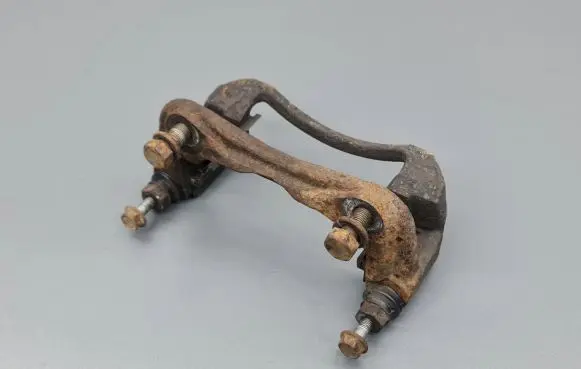Hyundai i30 Front Brake Caliper Pad/Carrier A6MOBIS