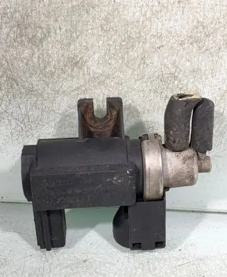 Audi A4 S4 B6 8E 8H Turbo solenoid valve 8e0906627c 72290313