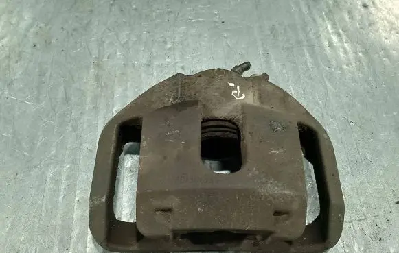 BMW 5 E60 E61 Front brake caliper