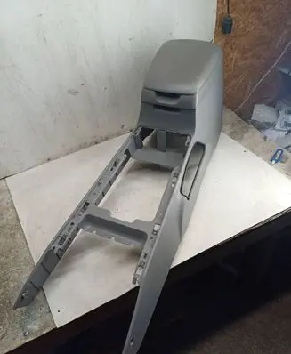 KIA Sorento Center console 846103E000