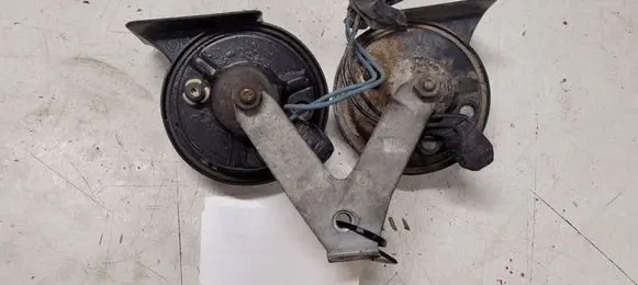 Jaguar S-Type Horn signal