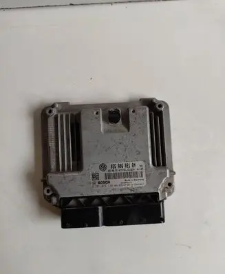 Volkswagen Touran I Engine control unit/module 03G906021RN 0281014128