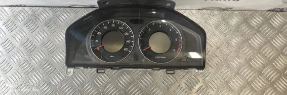 Volvo S80 Speedometer (instrument cluster) 31254540
