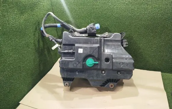 Renault Trafic III (X82) AdBlue liquid reservoir 93460228 7330829AA 204626037R