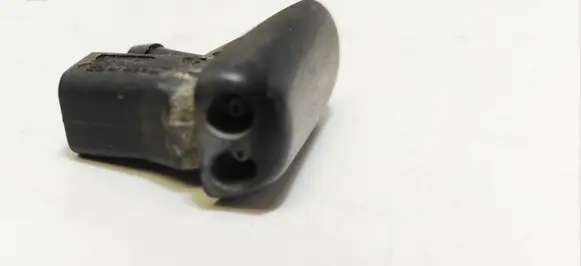 Ford Mondeo Mk III Windshield washer spray nozzle 1S7117666