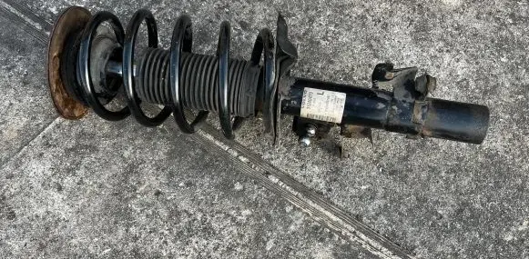 Volvo XC60 Front shock absorber/damper 31340479