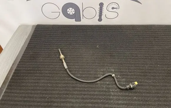 Mercedes-Benz GLC X253 C253 Exhaust gas temperature sensor A0009058904 A0255456526