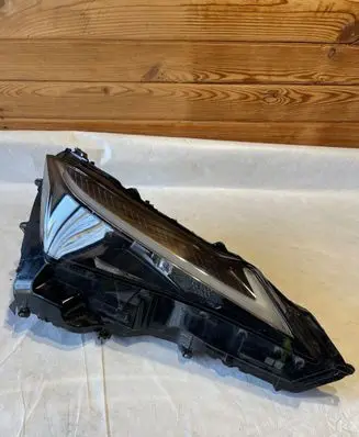 Lexus UX Headlight/headlamp