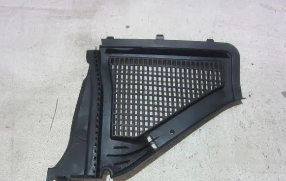BMW X3 F25 Wiper trim 64319184005BMW