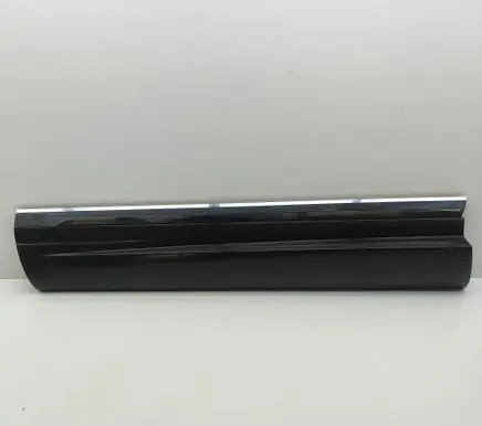 Volkswagen Touareg II Front door trim (molding) 7P6854939G