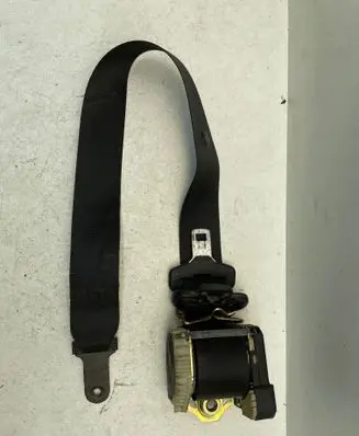 Ford Mondeo Mk III Front seatbelt 33012179 B271005Y01B 1S71F6129