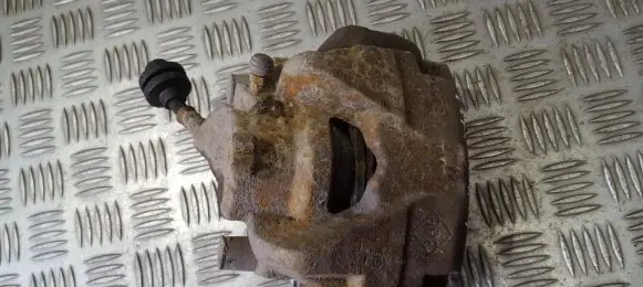 Renault Megane III Front brake caliper