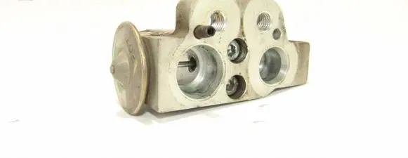 Audi TT TTS Mk2 Air conditioning (A/C) expansion valve 1K0820679