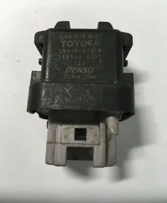 Glow plug pre-heat relay