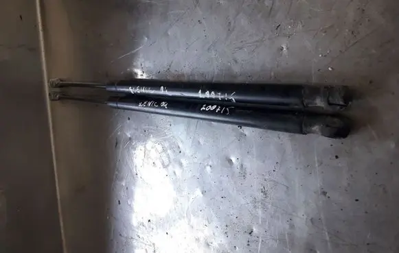 Renault Scenic II - Grand scenic II Front bonnet/hood damper/strut