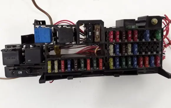 Mercedes-Benz A W168 Fuse module