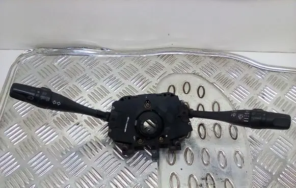Nissan Terrano Indicator stalk 36829A31K8 54354607