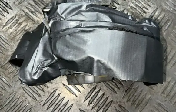 Subaru Forester SH Front seatbelt