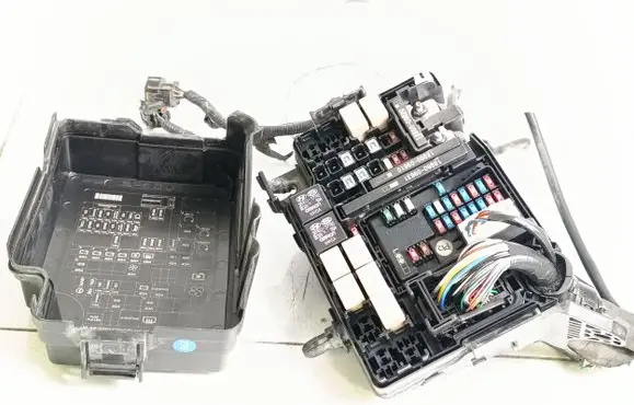 Hyundai Kona I Fuse box set 91205K4010 91956K4530