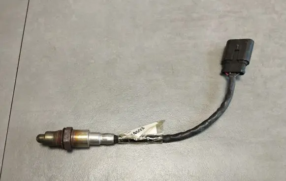 Fiat Tipo Lambda probe sensor 0258030038 7570814