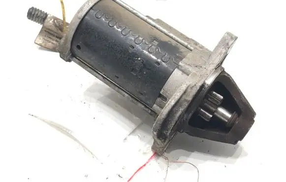 Opel Corsa E Starter motor 25200067