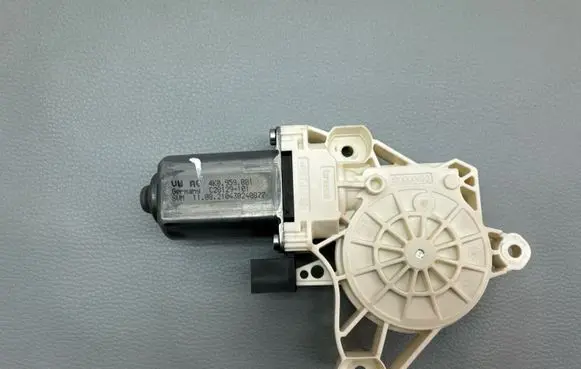Volkswagen Arteon Shooting Brake Front door window regulator motor 4K0959801