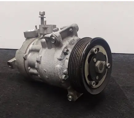 Skoda Octavia Mk4 Air conditioning (A/C) compressor (pump) 5Q0816803H