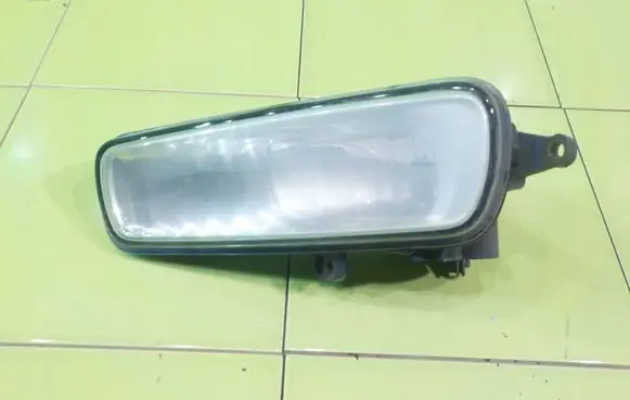Ford Focus Front fog light 90041448 LEWY